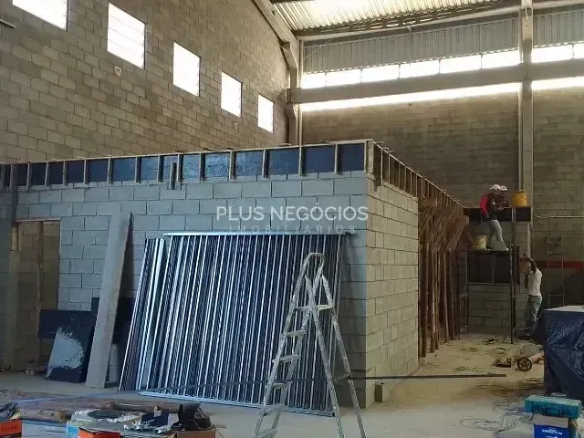 Galpão / Barracão com 1500m², para alugar, no bairro Parque Industrial Prestes (Éden) em Sorocaba