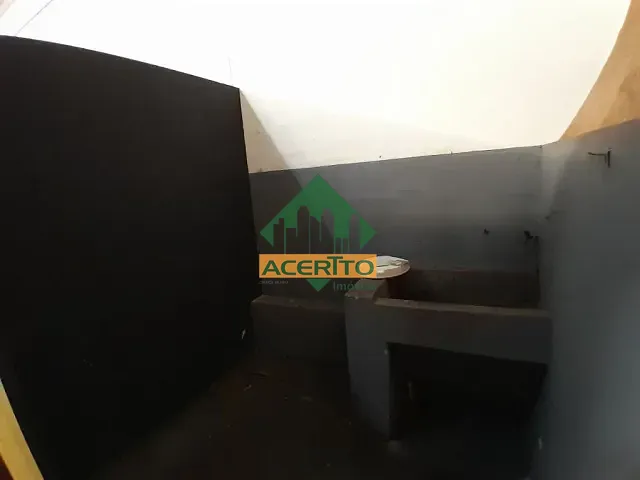 Galpão / Barracão com 307m², para alugar, no bairro Novo Umuarama em Araçatuba