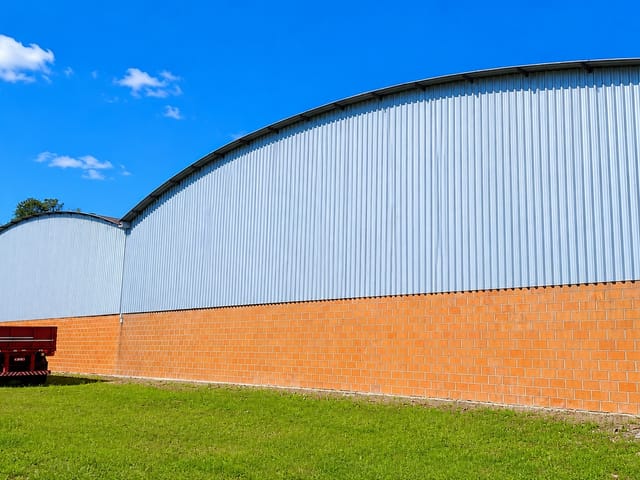 Galpão / Barracão com 60000m² 10 quartos e 10 banheiros, à venda, no bairro Aeroporto em São José dos Pinhais