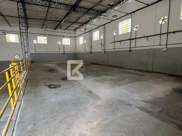 Galpão / Barracão com 2000m², para alugar, no bairro Recreio Campestre Jóia em Indaiatuba