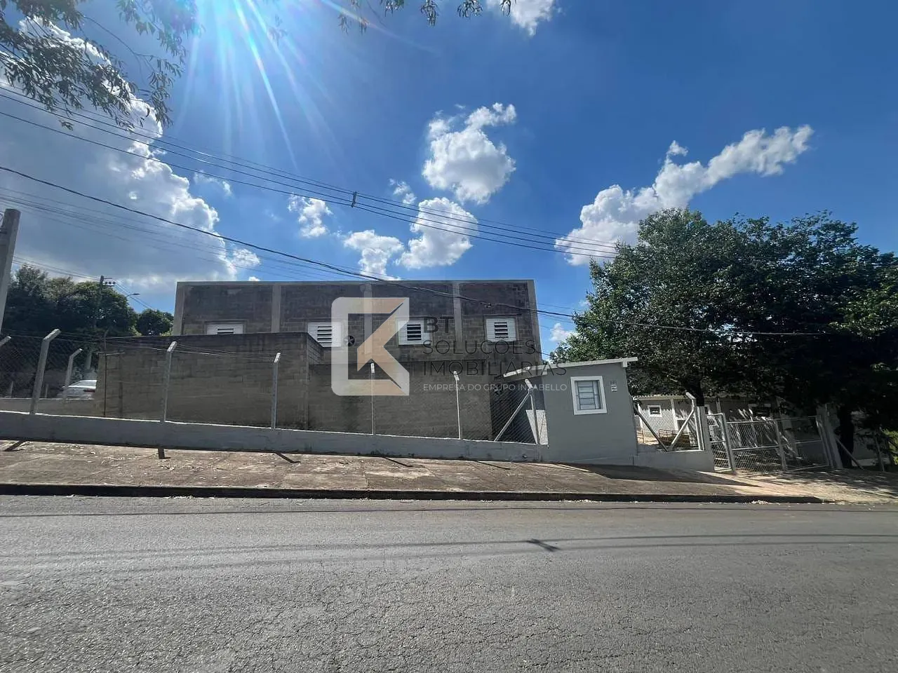 Depósito-Galpão, 525 m² - Foto 1