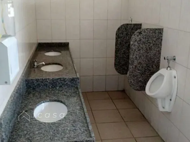 Galpão / Barracão com 1387m², à venda, no bairro Putim em São José dos Campos