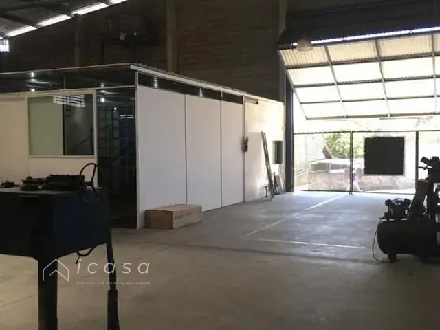 Galpão / Barracão com 1387m², à venda, no bairro Putim em São José dos Campos