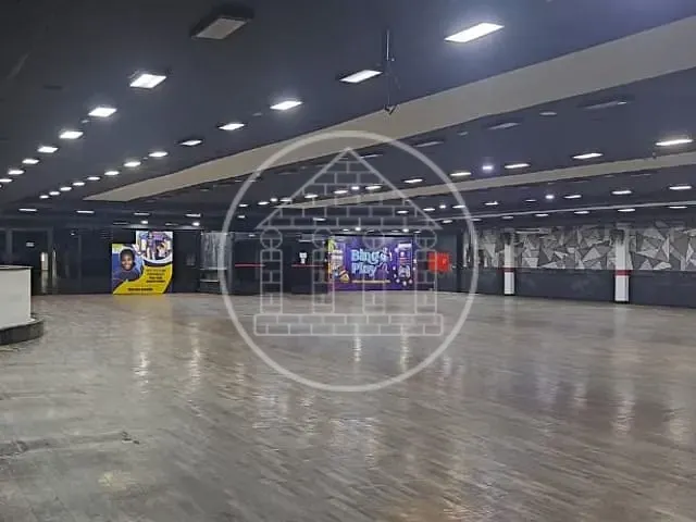 Galpão / Barracão com 1700m², para alugar, no bairro Mirandópolis em São Paulo