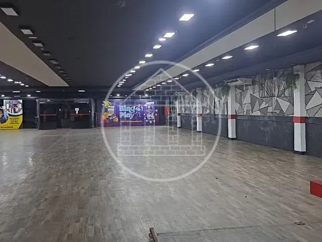 Galpão / Barracão com 1700m², para alugar, no bairro Mirandópolis em São Paulo