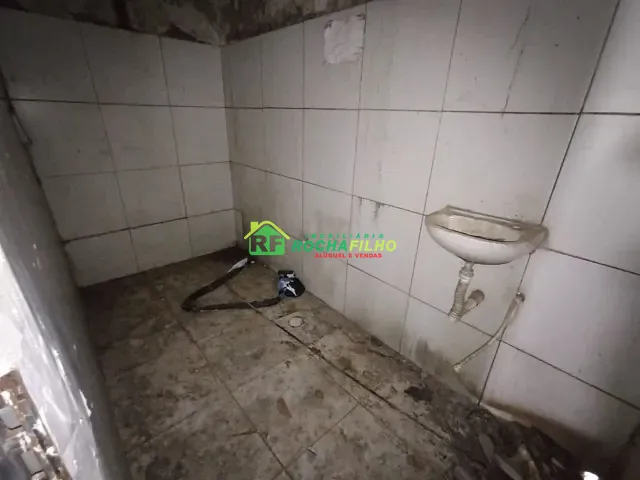 Galpão / Barracão com 450m², para alugar, no bairro Parque Piauí I em Timon