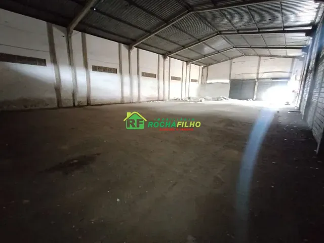 Galpão / Barracão com 450m², para alugar, no bairro Parque Piauí I em Timon