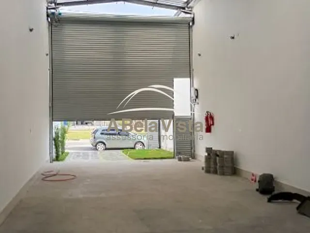 Galpão / Barracão para alugar, no bairro Bussocaba em Osasco