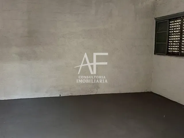 Galpão / Barracão com 500m², para alugar, no bairro Cidade Nova em Pindamonhangaba