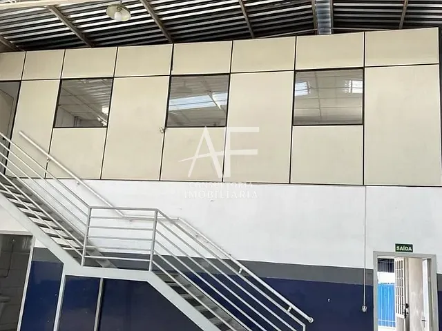 Galpão / Barracão com 500m², para alugar, no bairro Cidade Nova em Pindamonhangaba