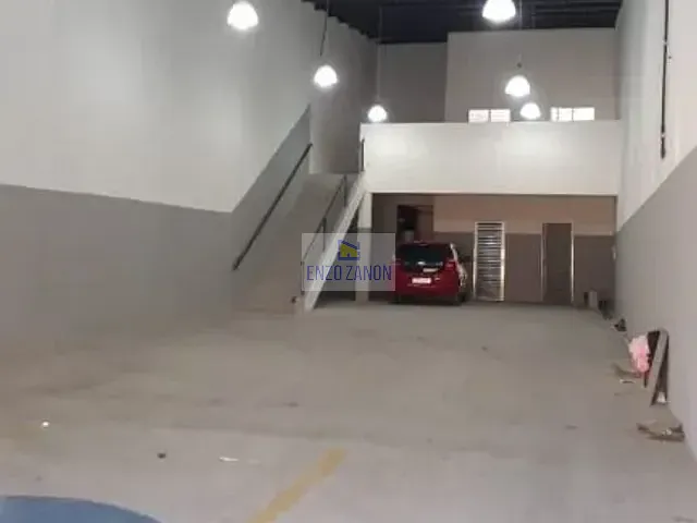 Galpão / Barracão com 225m², para alugar, no bairro Vila Campestre em São Bernardo do Campo
