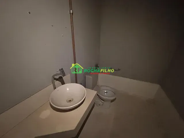 Galpão / Barracão com 880m² 2 quartos e 2 banheiros, para alugar, no bairro Parque União em Timon