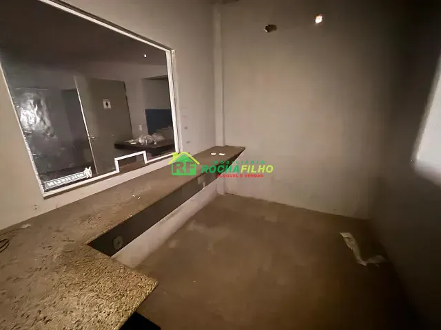 Galpão / Barracão com 880m² 2 quartos e 2 banheiros, para alugar, no bairro Parque União em Timon