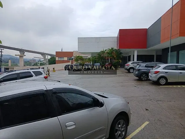 Galpão / Barracão com 6060m², para alugar, no bairro Parque São Lourenço em São Paulo