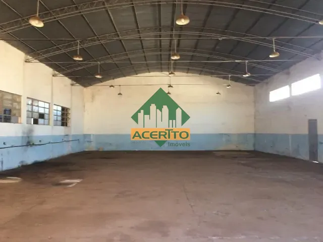 Galpão / Barracão com 2500m², para alugar, no bairro Jardim Nova Yorque em Araçatuba