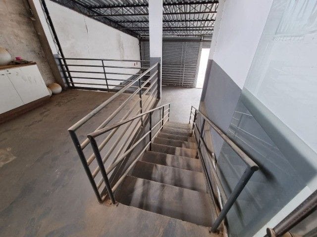 Foto do Galpão / Barracão - Galpão à venda, 450 m² por R$ 1.300.000,00 - Jardim Oriente - São José dos Campos/SP | RUSSI IMÓVEIS