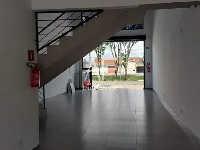 Galpão / Barracão com 130m², para alugar, no bairro Jardim Jaraguá em Taubaté