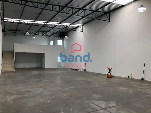 Galpão / Barracão com 300m², à venda, no bairro Residencial Santa Terezinha em Porto Feliz