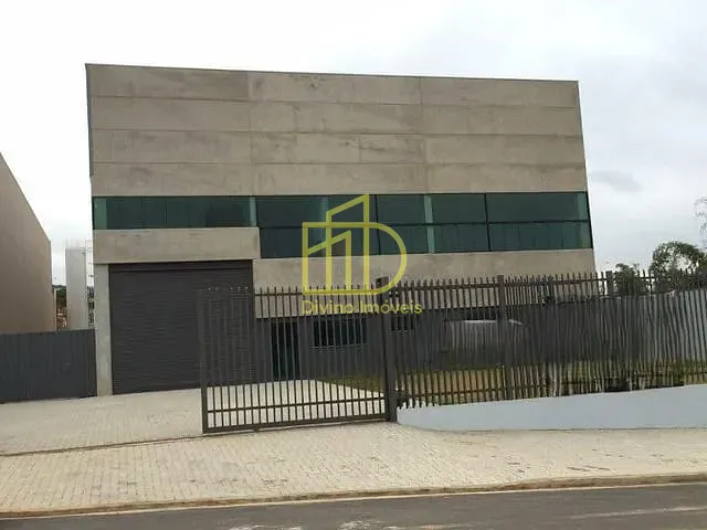 Galpão / Barracão com 1750m², para alugar, no bairro Éden em Sorocaba