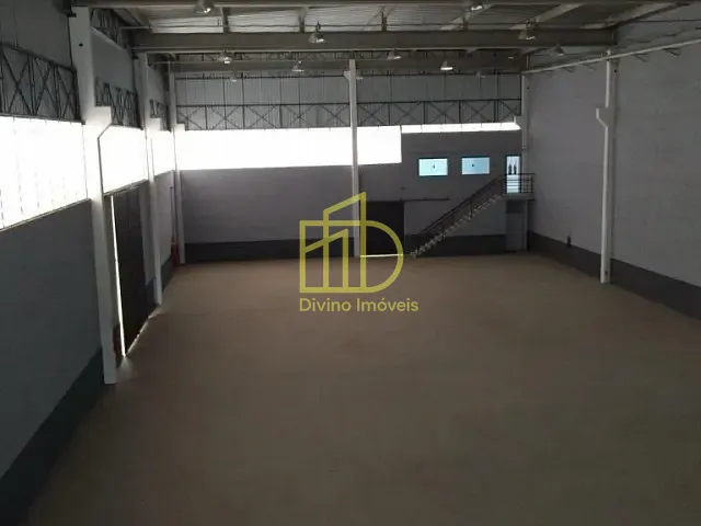Galpão / Barracão com 1750m², para alugar, no bairro Éden em Sorocaba