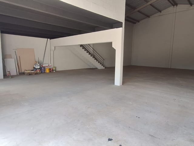 Galpão / Barracão à venda ou para alugar, no bairro Loteamento Residencial Portal do Lago em Cambé