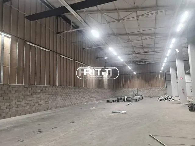 Galpão / Barracão com 3145m², para alugar, no bairro São Bernardo em Campinas