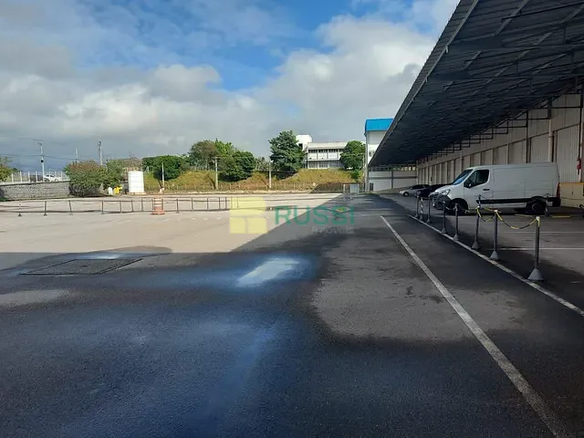 Galpão / Barracão com 6460m², para alugar, no bairro Eugênio de Melo em São José dos Campos