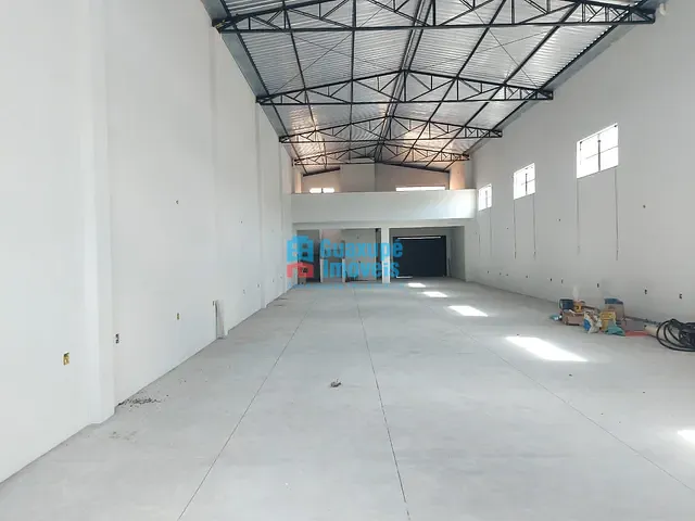 Galpão / Barracão para alugar, no bairro Jardim Planalto em Guaxupé