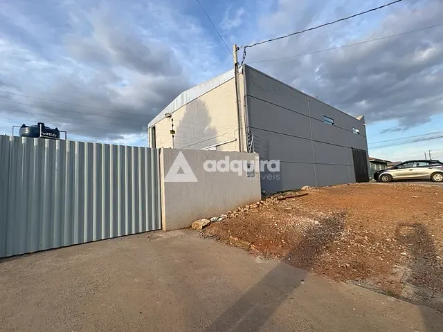 Galpão / Barracão 3 quartos e 3 banheiros, à venda, no bairro Boa Vista em Ponta Grossa