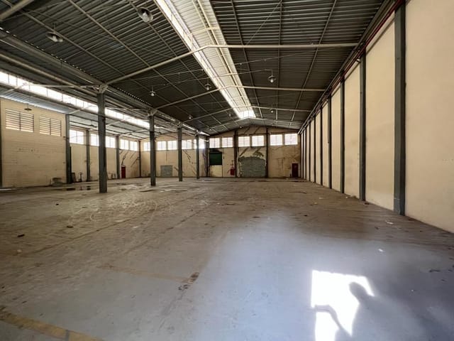 Galpão / Barracão com 1200m², para alugar, no bairro Ipês (Polvilho) em Cajamar