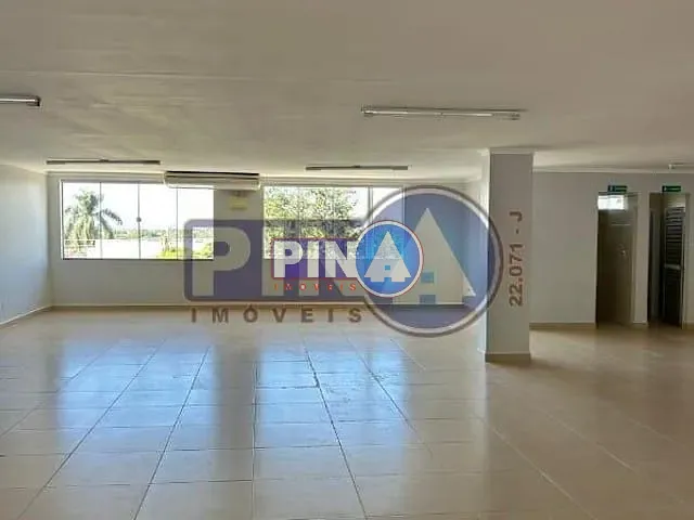 Galpão / Barracão com 1300m², para alugar, no bairro Jardim das Esmeraldas em Goiânia