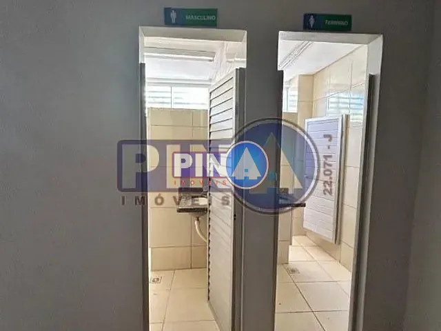 Galpão / Barracão com 1300m², para alugar, no bairro Jardim das Esmeraldas em Goiânia