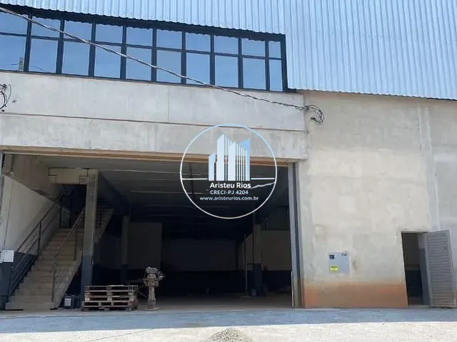 Galpão / Barracão com 2200m², para alugar, no bairro Passaredo em Pouso Alegre
