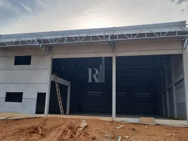 Galpão / Barracão com 750m², para alugar, no bairro santa luzia em Tijucas