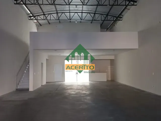 Galpão / Barracão com 350m², para alugar, no bairro Vila Nova em Araçatuba