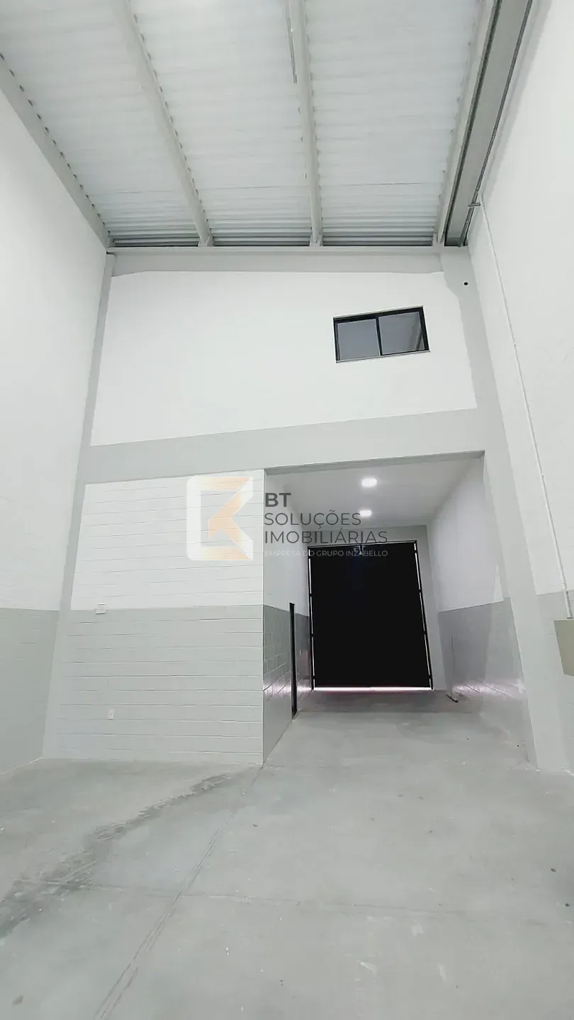 Depósito-Galpão, 326 m² - Foto 2