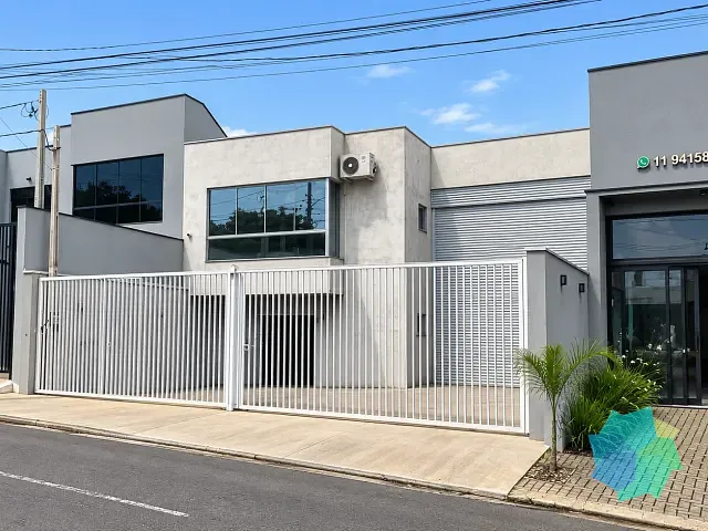 Galpão / Barracão com 500m², para alugar, no bairro Vila Nova em Salto