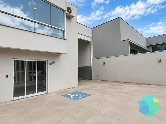 Galpão / Barracão com 500m², para alugar, no bairro Vila Nova em Salto
