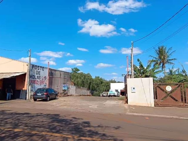 Galpão / Barracão com 720m², à venda ou para alugar, no bairro Vila Prata em Cambé