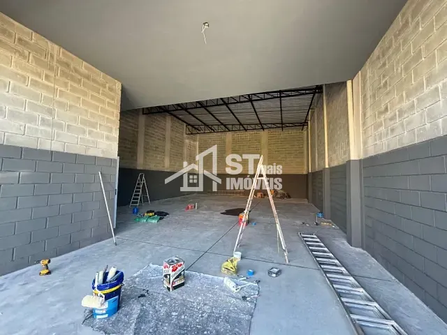 Galpão / Barracão com 200m², à venda, no bairro Jardim Amélia em Andradas