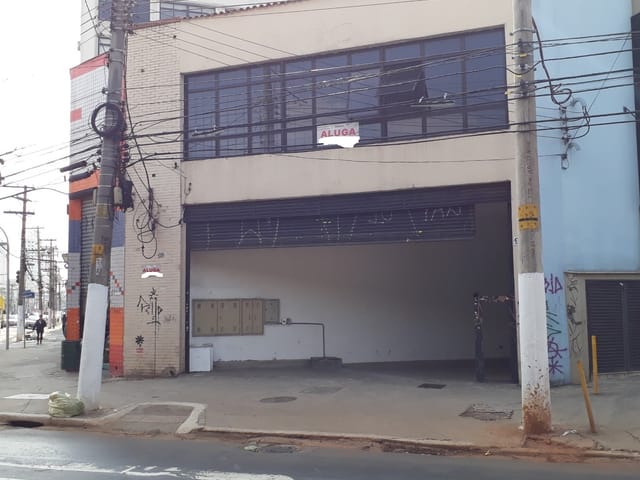 Galpão / Barracão com 650m², para alugar, no bairro Brás em São Paulo