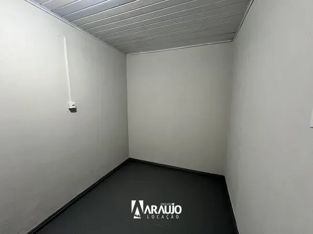 Galpão / Barracão com 400m², para alugar, no bairro São Judas em Itajaí