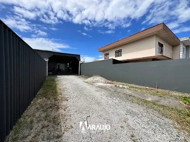 Galpão / Barracão com 400m², para alugar, no bairro São Judas em Itajaí