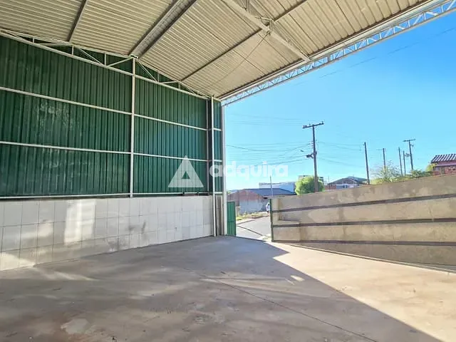 Galpão / Barracão com 365m², para alugar, no bairro Contorno em Ponta Grossa