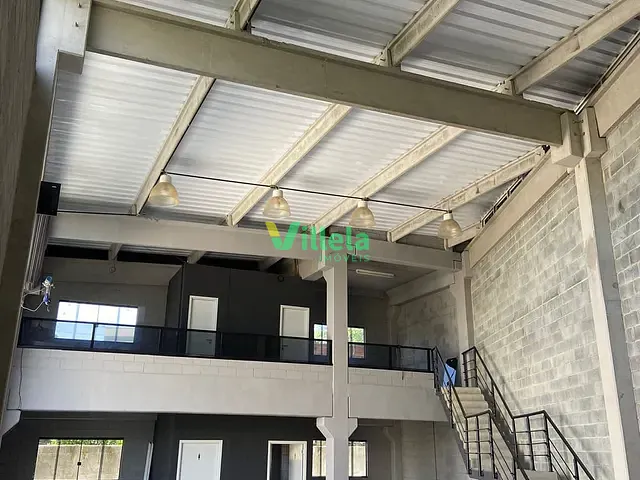 Galpão / Barracão com 600m², para alugar, no bairro Residencial Flamboyant em Itaquaquecetuba