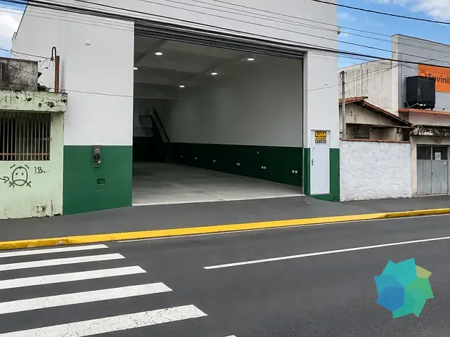 Galpão / Barracão com 250m², para alugar, no bairro Centro em Salto