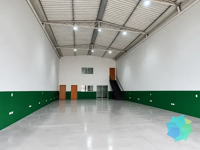 Galpão / Barracão com 250m², para alugar, no bairro Centro em Salto