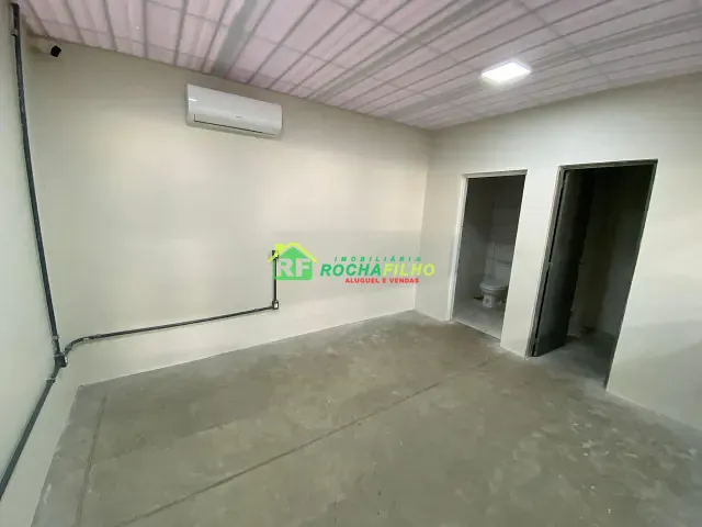 Galpão / Barracão 1 quarto e 1 banheiro, para alugar, no bairro Satélite em Teresina