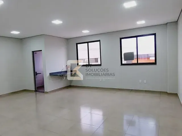 Galpão / Barracão com 338m², para alugar, no bairro Loteamento Comercial Monte Castelo em Indaiatuba