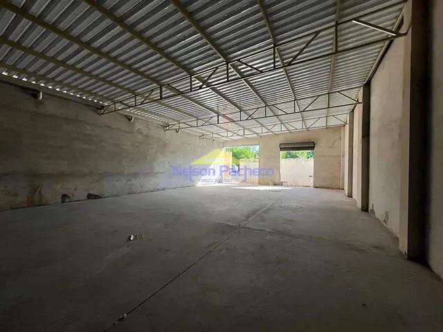 Galpão / Barracão com 460m², à venda ou para alugar, no bairro Centro em Capivari